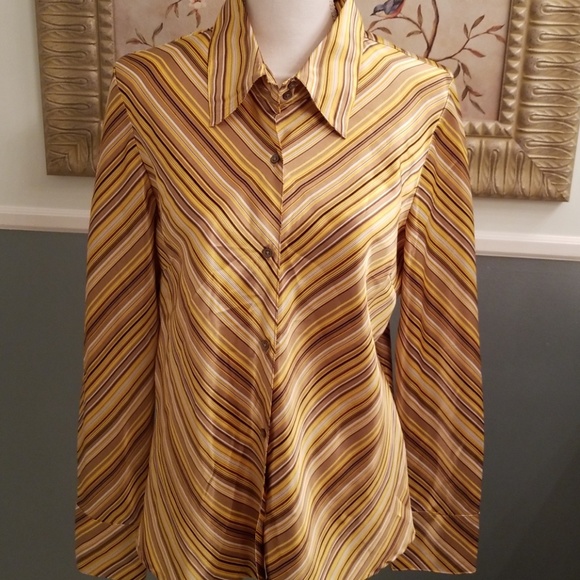 Old navy button down - Picture 1 of 4